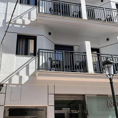 Apartamentos Mombasa 2 Planta Nerja Kültér fotó