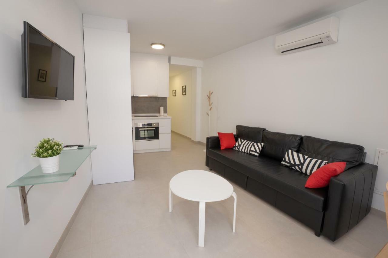 Apartamentos Mombasa 2 Planta Nerja Kültér fotó