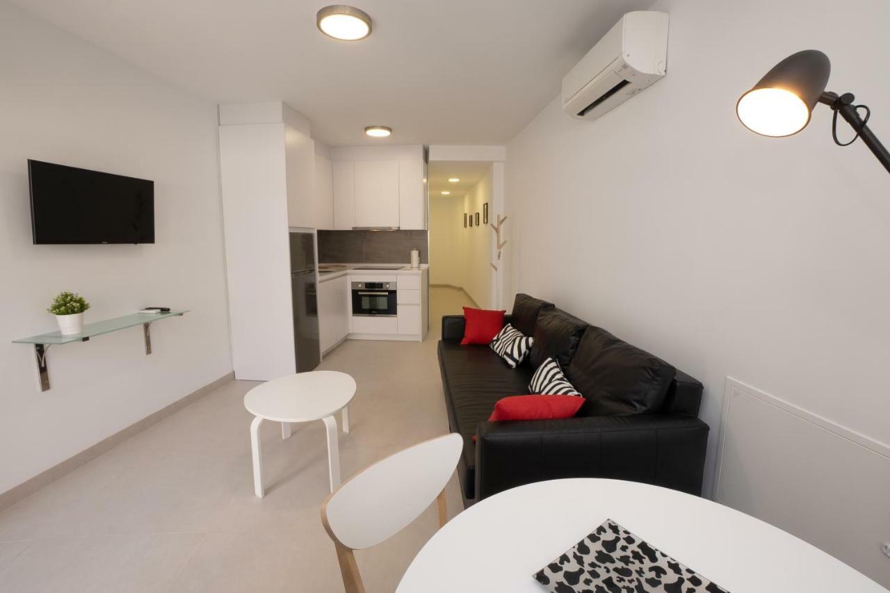 Apartamentos Mombasa 2 Planta Nerja Kültér fotó