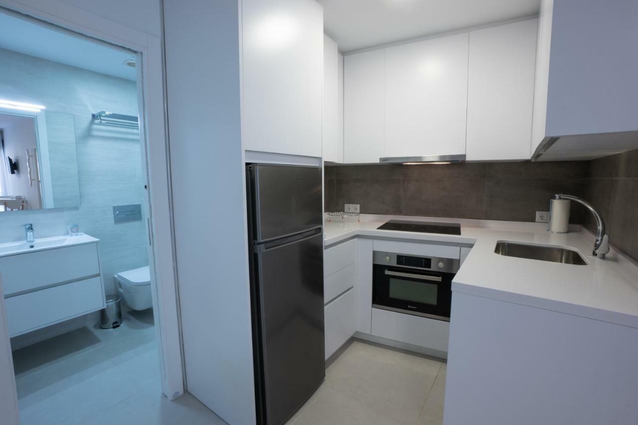 Apartamentos Mombasa 2 Planta Nerja Kültér fotó