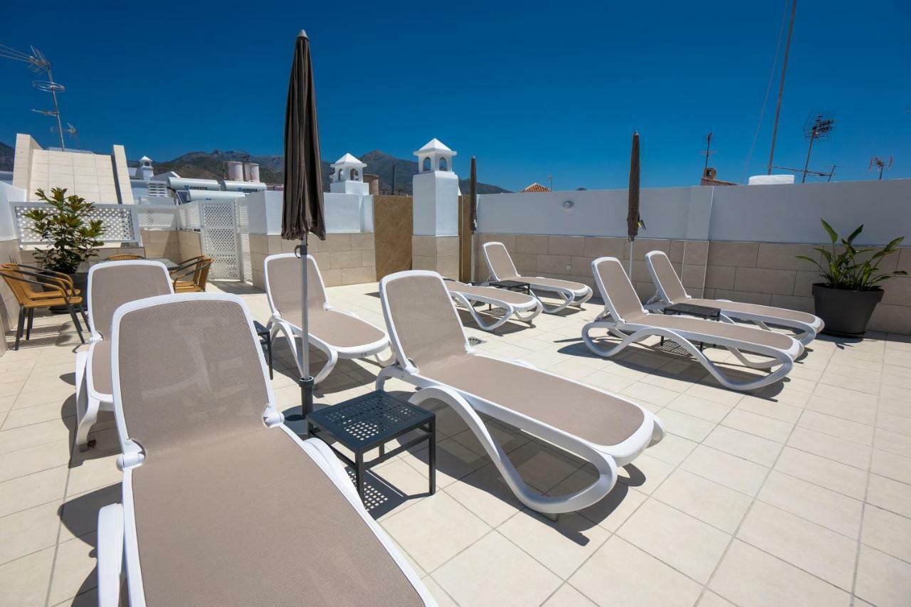 Apartamentos Mombasa 2 Planta Nerja Kültér fotó