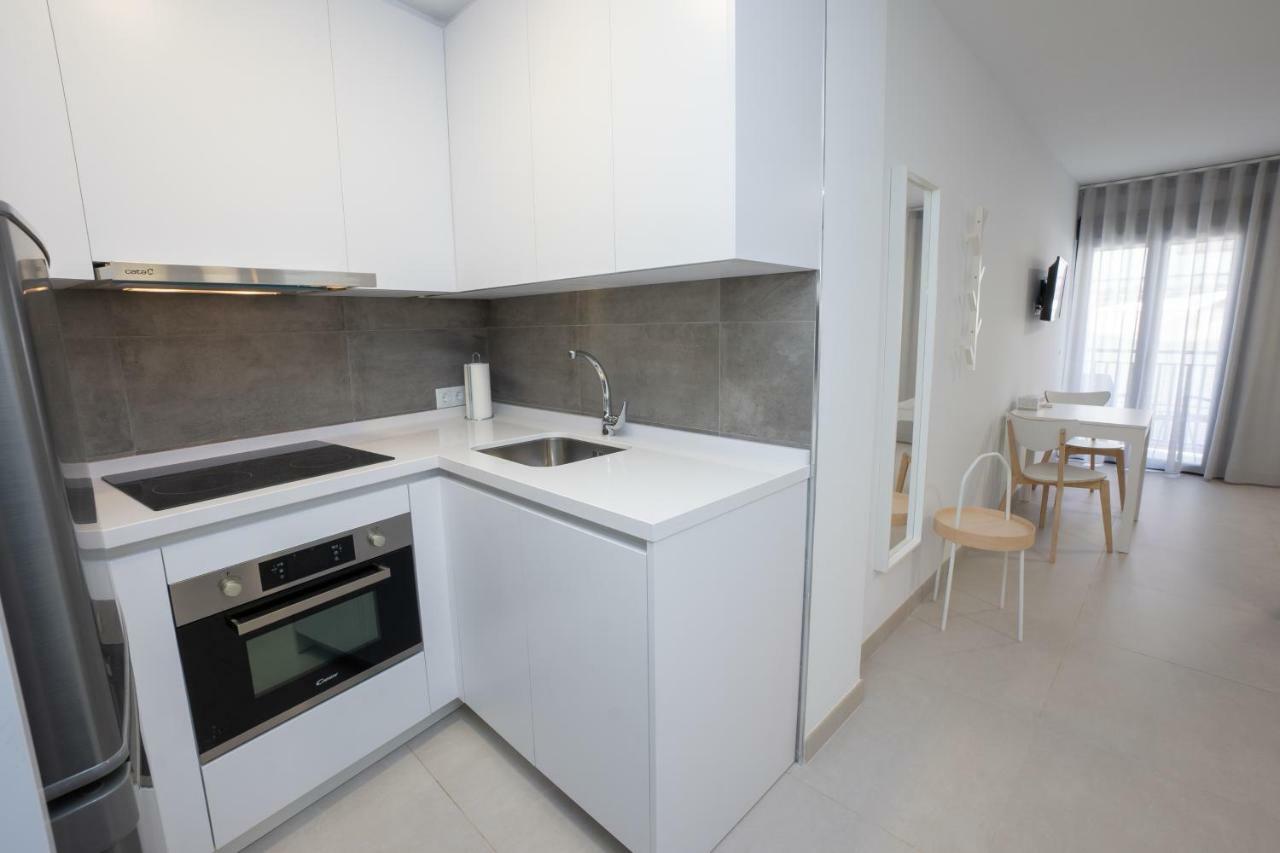 Apartamentos Mombasa 2 Planta Nerja Kültér fotó