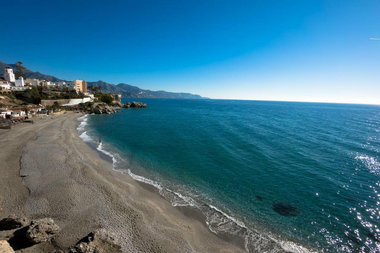 Apartamentos Mombasa 2 Planta Nerja Kültér fotó