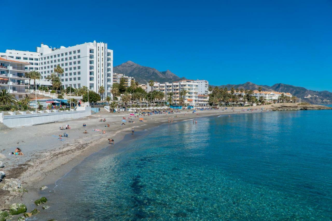 Apartamentos Mombasa 2 Planta Nerja Kültér fotó